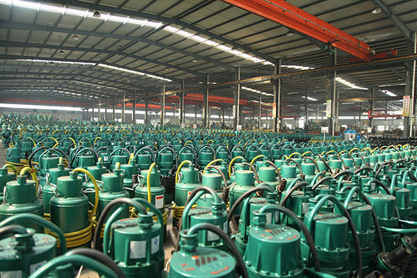 風(fēng)動(dòng)潛水泵